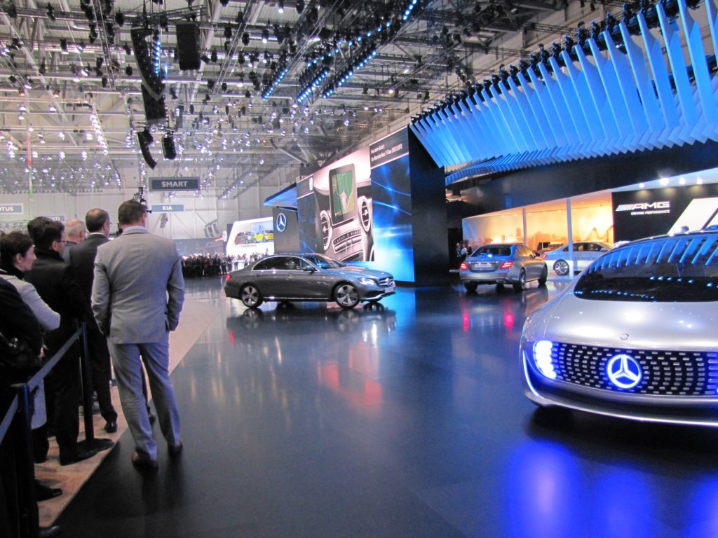 mercedesbenze220d.jpg