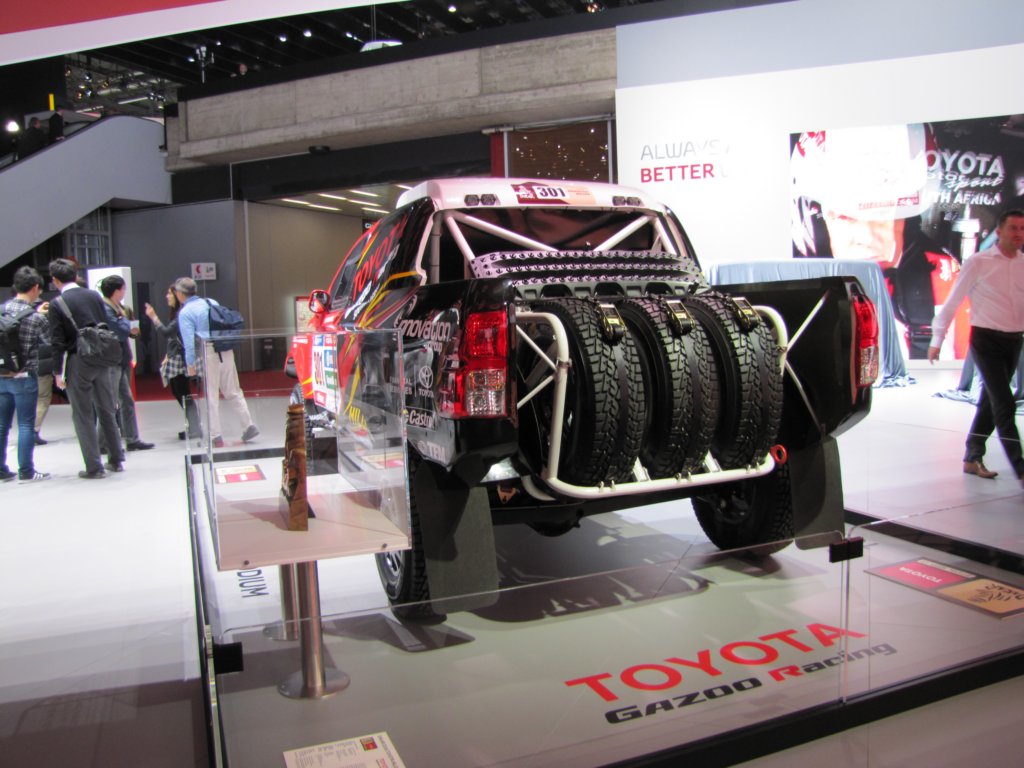 toyotagazooracinghiluxdakar20162.jpg