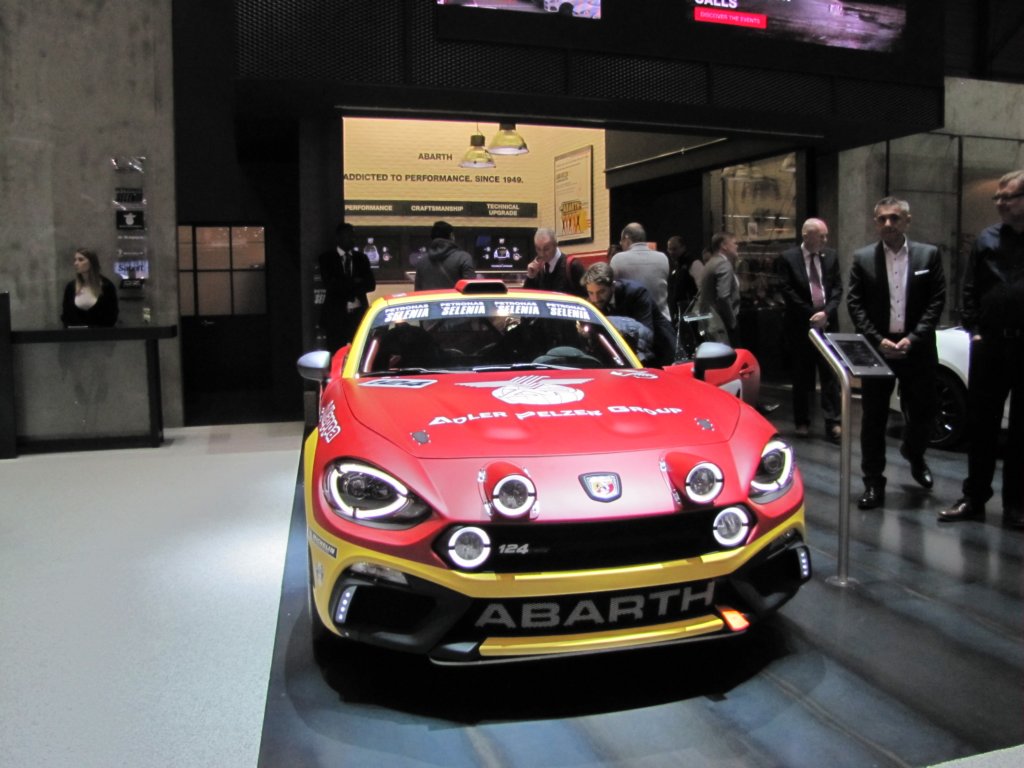 abarth124rally8.jpg