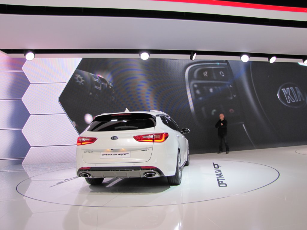 kiaoptimaswgt24.jpg