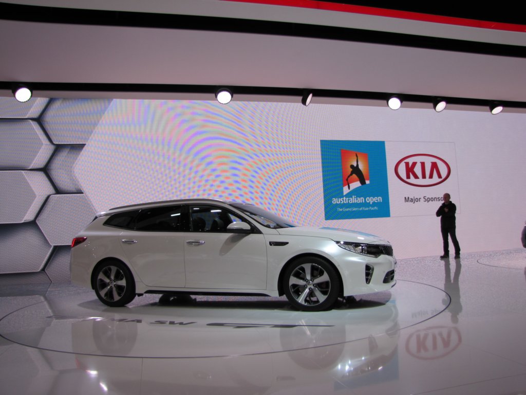 kiaoptimaswgt32.jpg