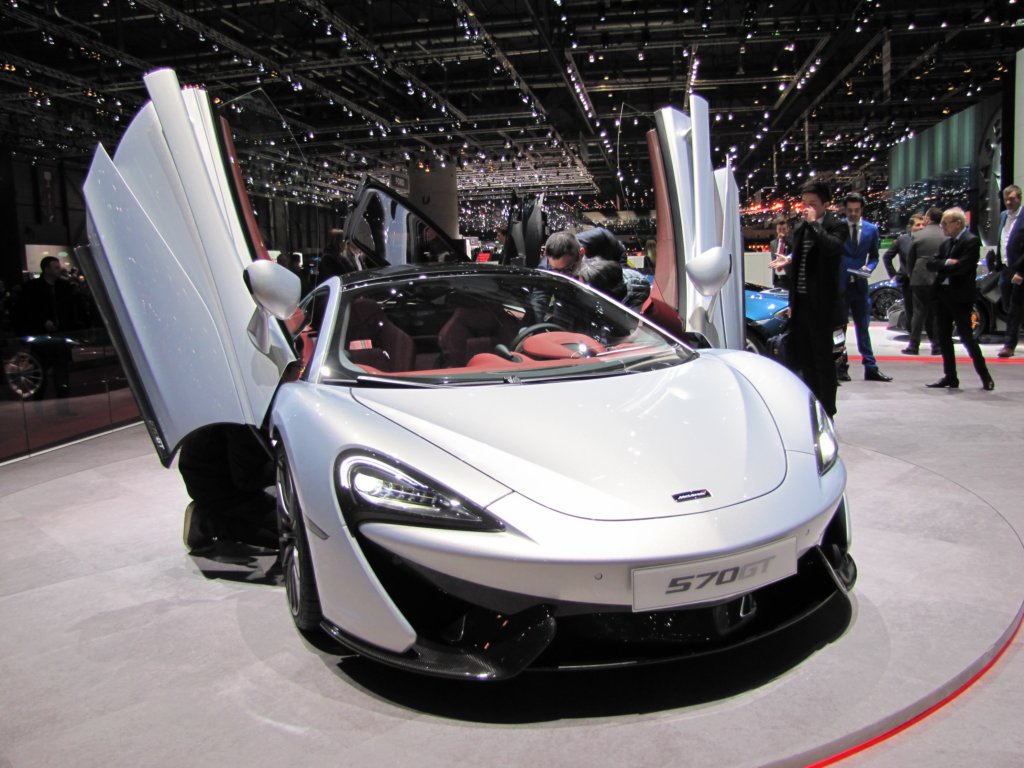 mclaren570gt26.jpg