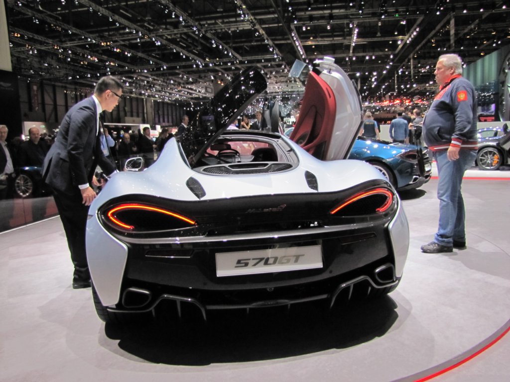 mclaren570gt4.jpg