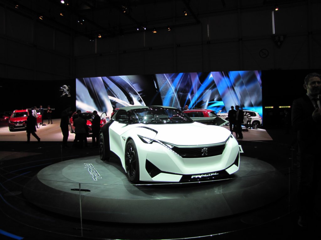 peugeotfractal13.jpg