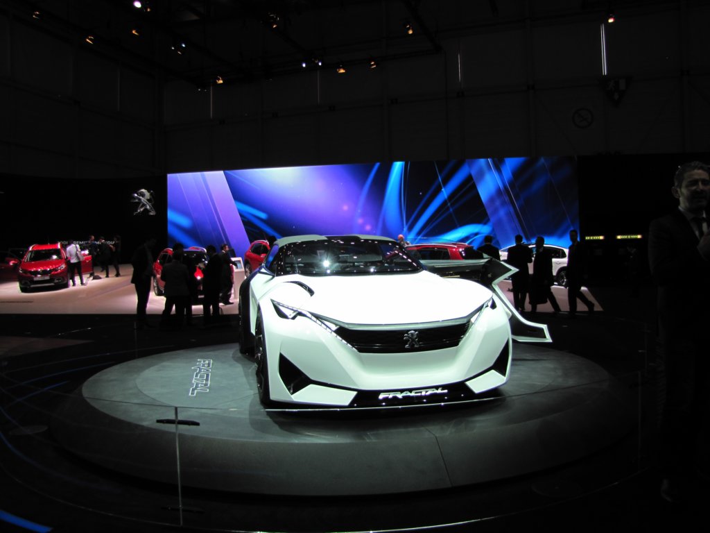 peugeotfractal6.jpg