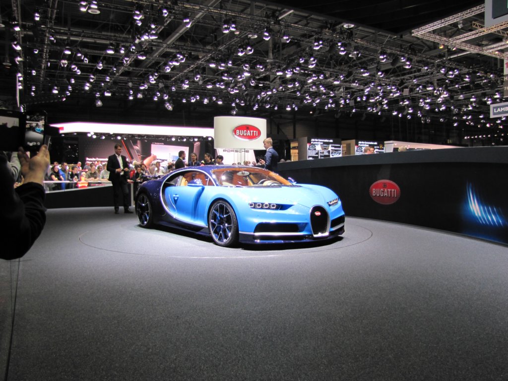 bugattichiron21.jpg