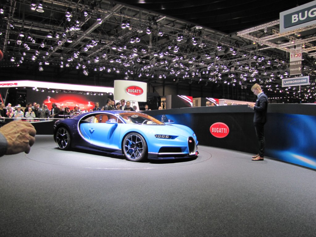 bugattichiron30.jpg