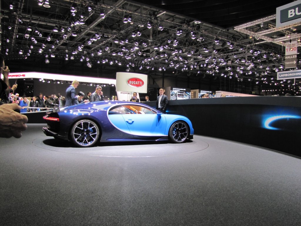 bugattichiron55.jpg