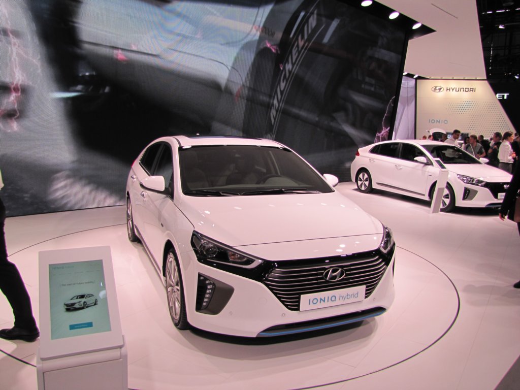 hyundaiioniqhybrid.jpg