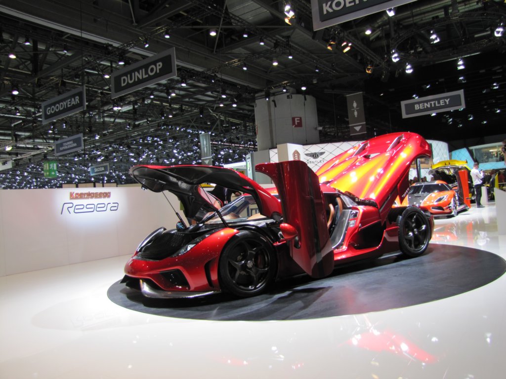 koenigseggregera15.jpg