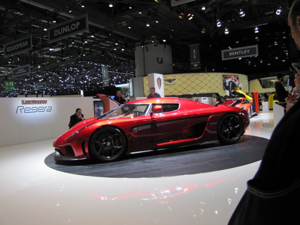 koenigseggregera23.jpg