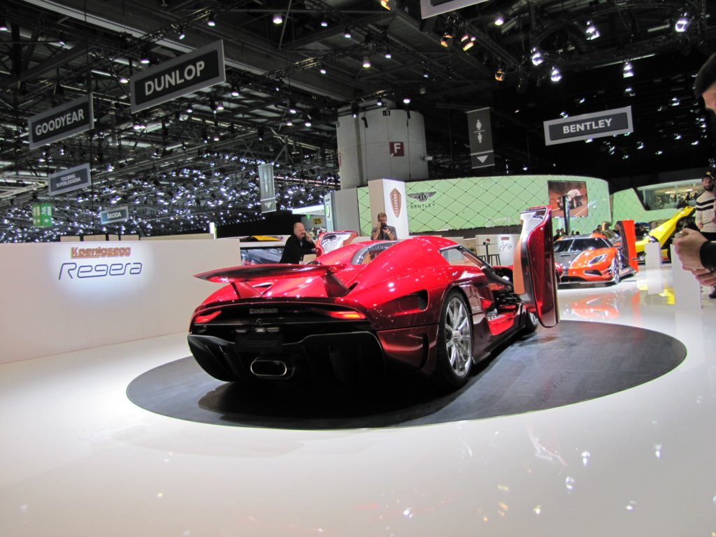 koenigseggregera5.jpg