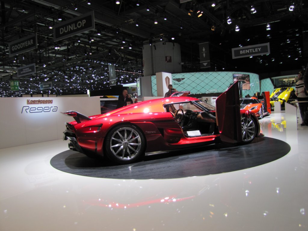 koenigseggregera7.jpg