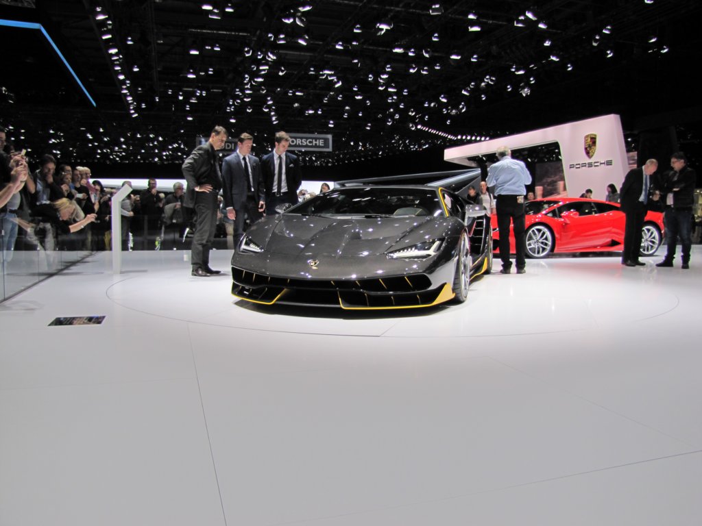 lamborghinicentenariolp770440.jpg