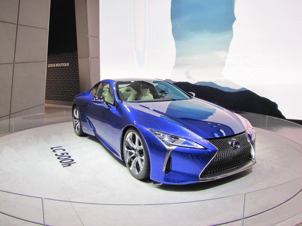 lexuslc500h14.jpg