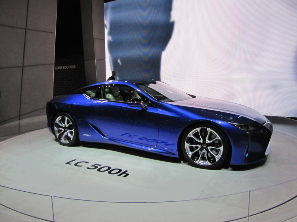 lexuslc500h20.jpg