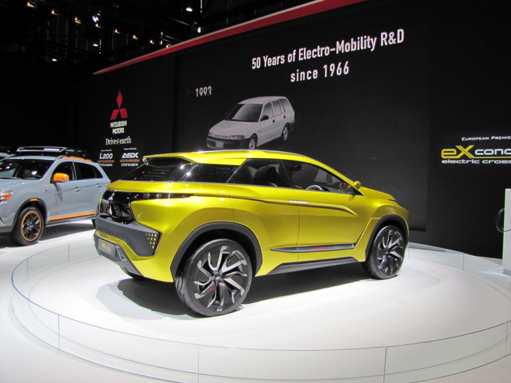 mitsubishiexconcept16.jpg