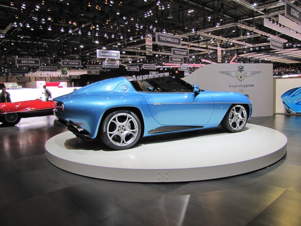 touringsuperleggeradiscovolantespyder12.jpg
