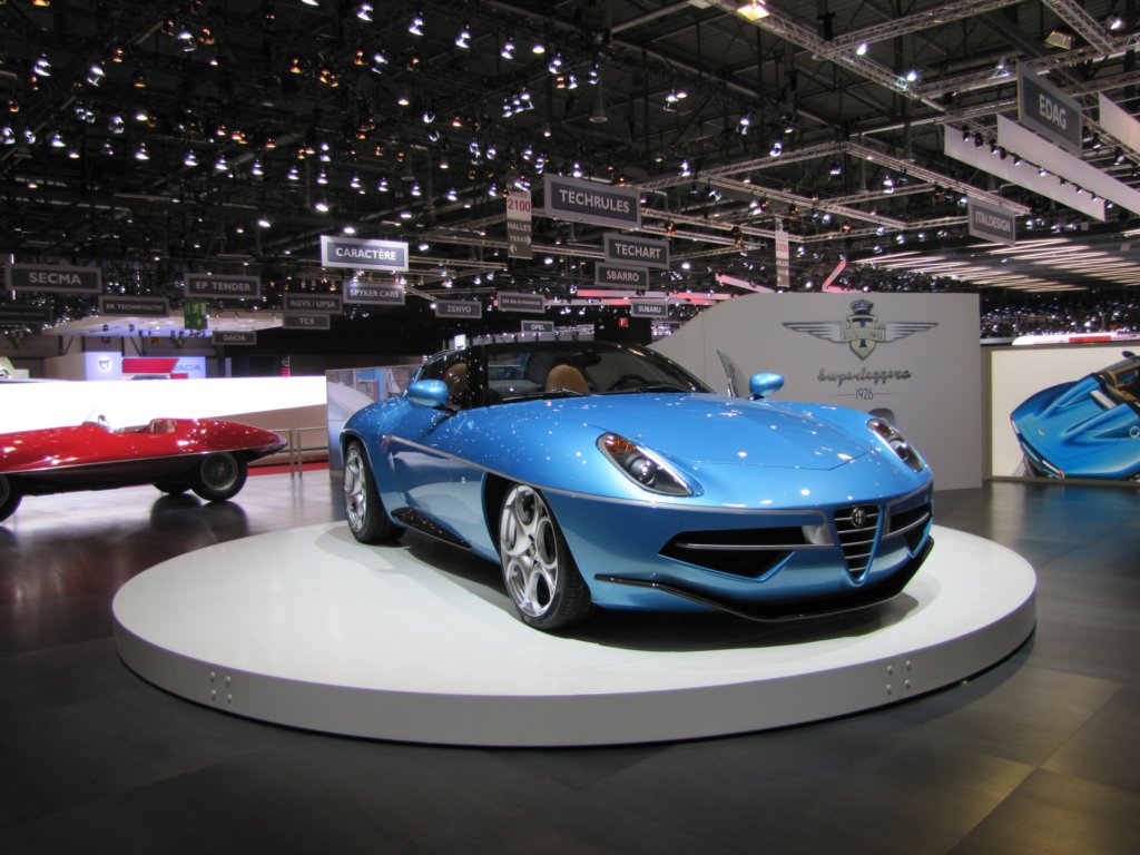 touringsuperleggeradiscovolantespyder18.jpg