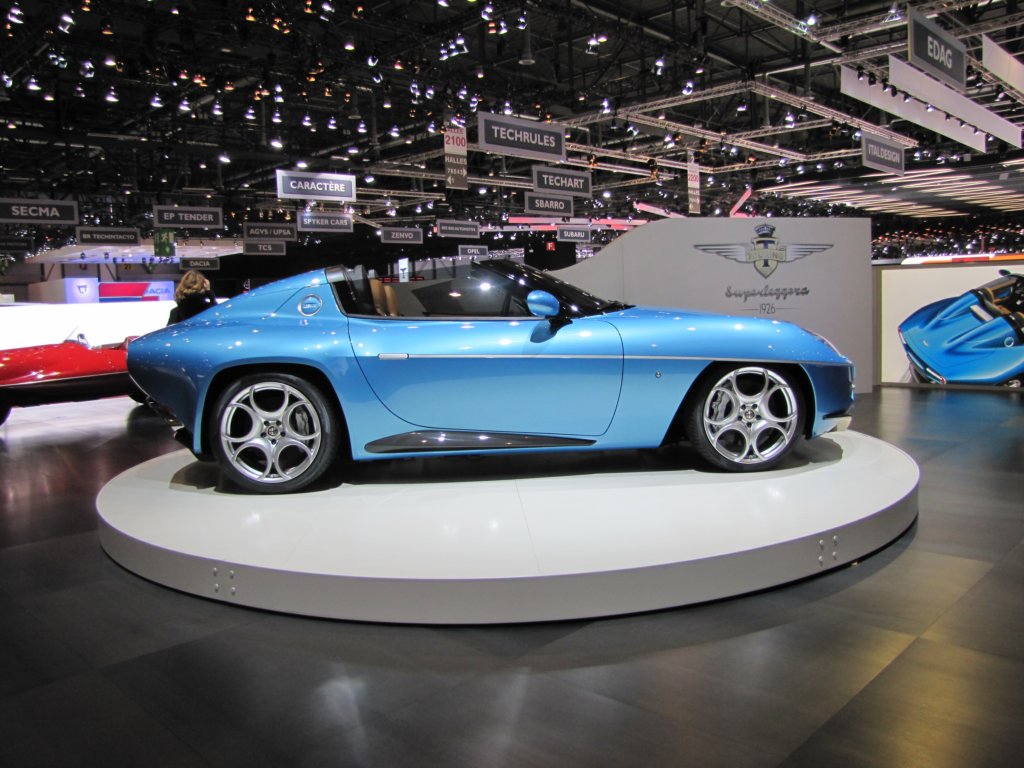 touringsuperleggeradiscovolantespyder5.jpg