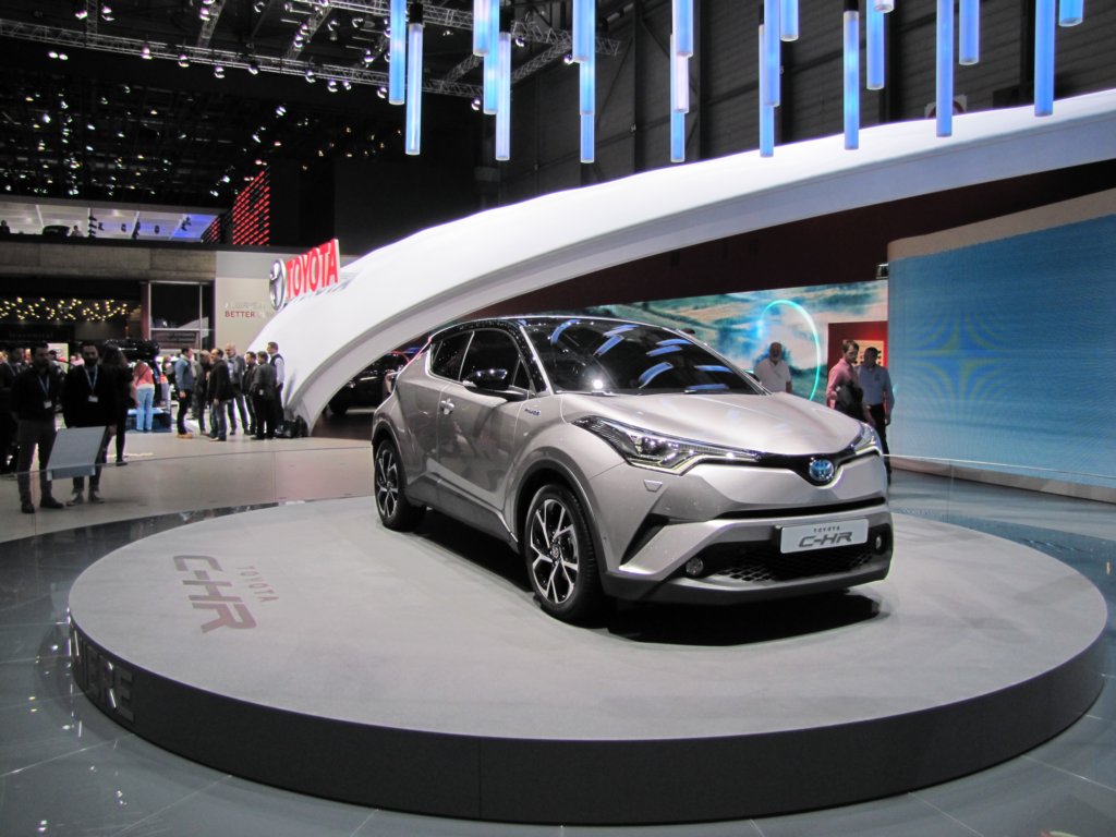toyotachr20.jpg
