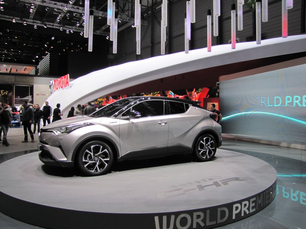 toyotachr39.jpg