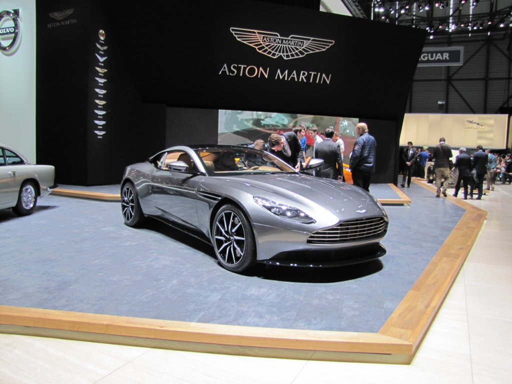 astonmartindb1112.jpg