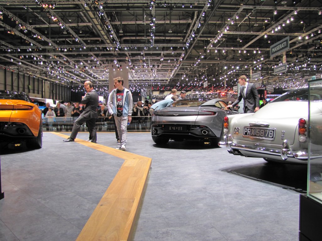 astonmartindb1114.jpg