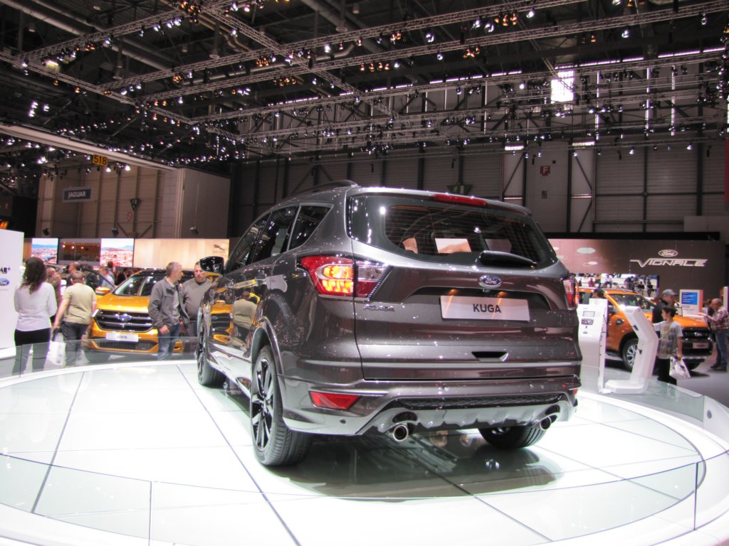 fordkuga19.jpg