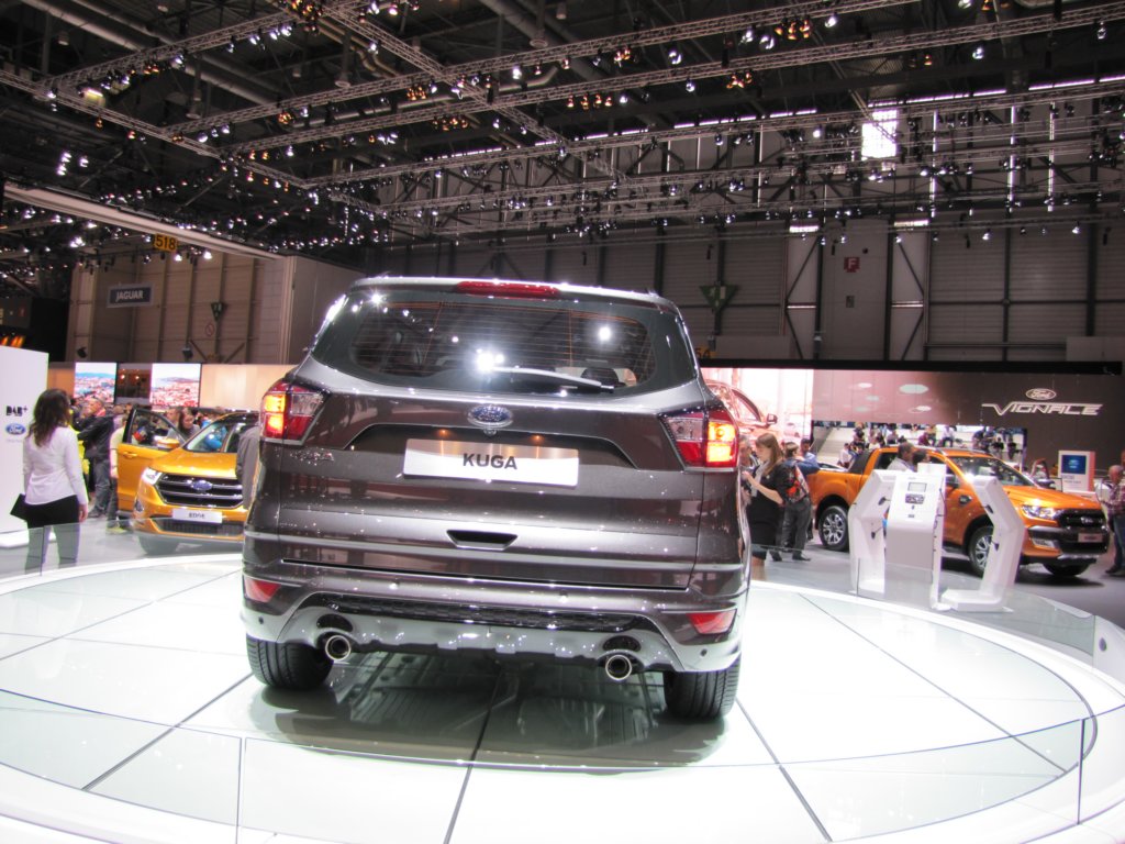 fordkuga5.jpg