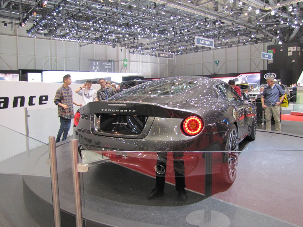 kahnvengeanceastonmartindb941.jpg
