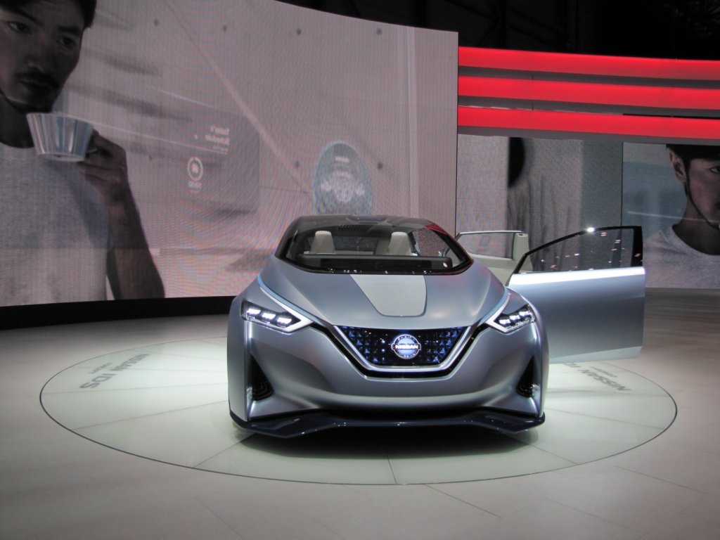 nissanidsconcept25.jpg