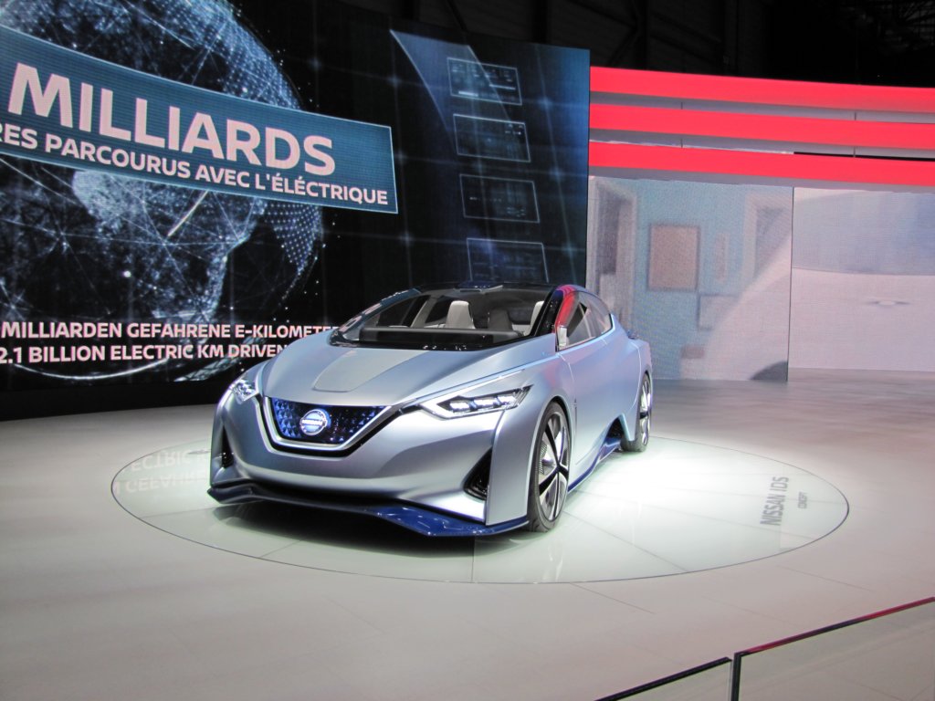 nissanidsconcept37.jpg