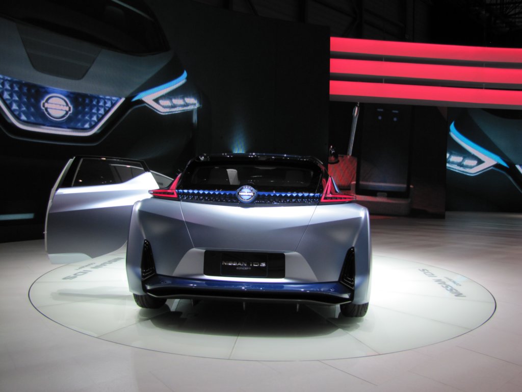 nissanidsconcept39.jpg