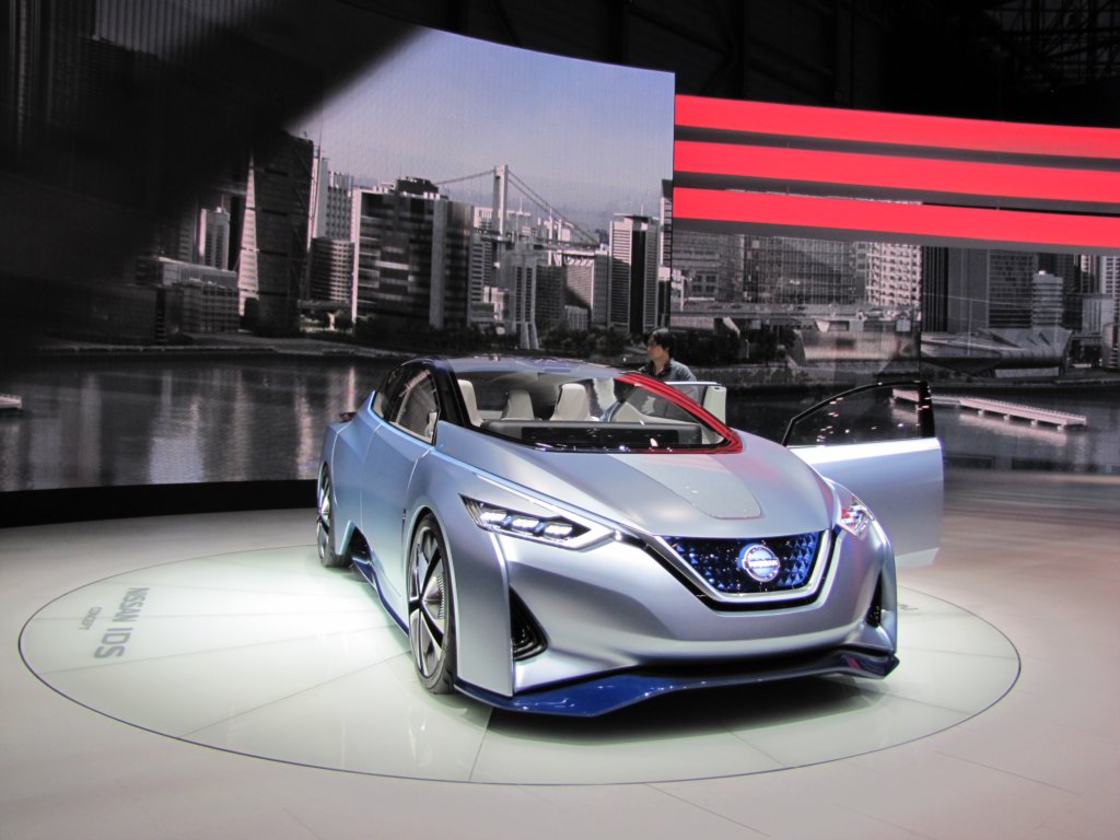 nissanidsconcept45.jpg