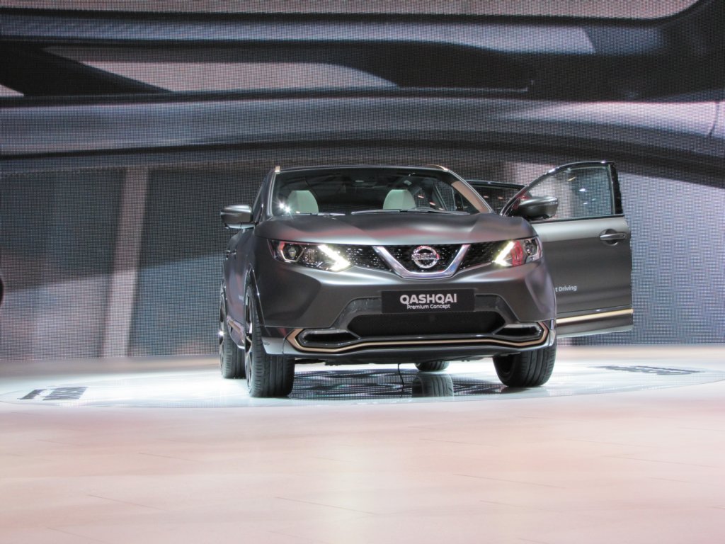 nissanqashqaipremiumconcept4.jpg