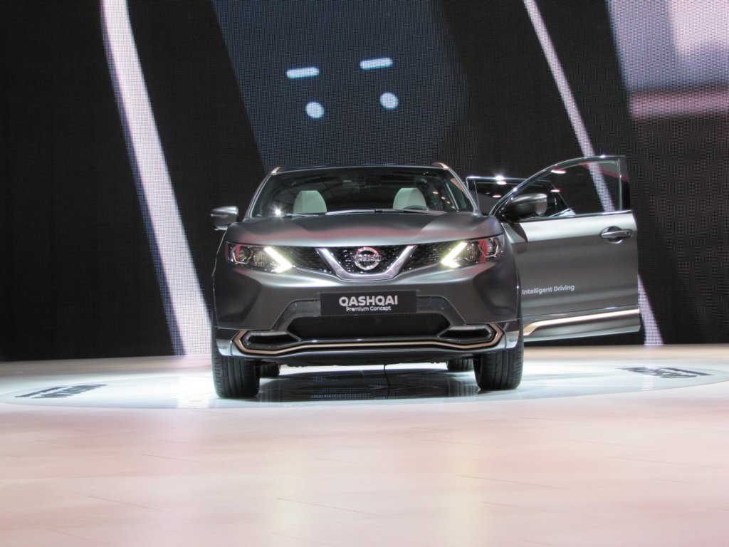 nissanqashqaipremiumconcept7.jpg