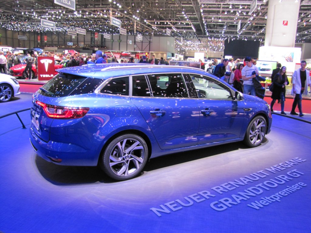 renaultmganegrandtourgt7.jpg