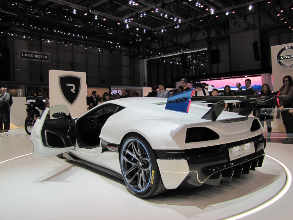 rimacconcepts18.jpg