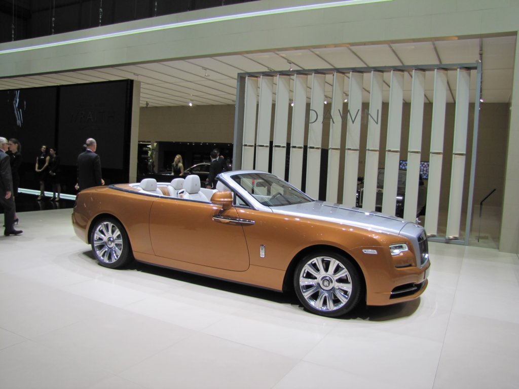 rollsroycedawn2.jpg