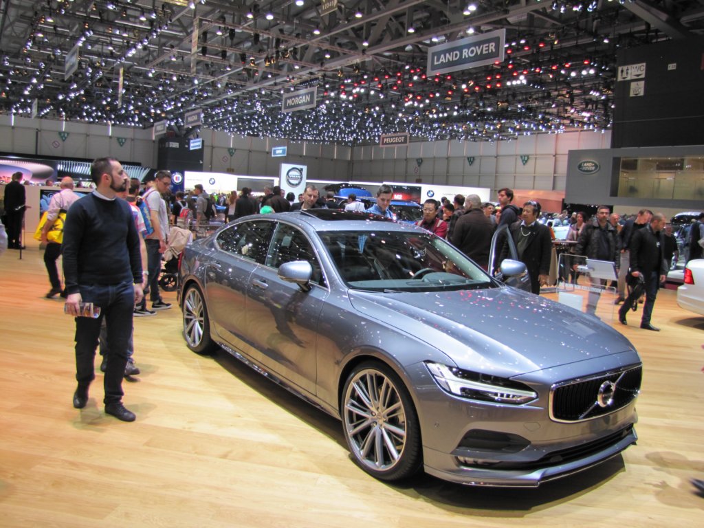 volvos904.jpg