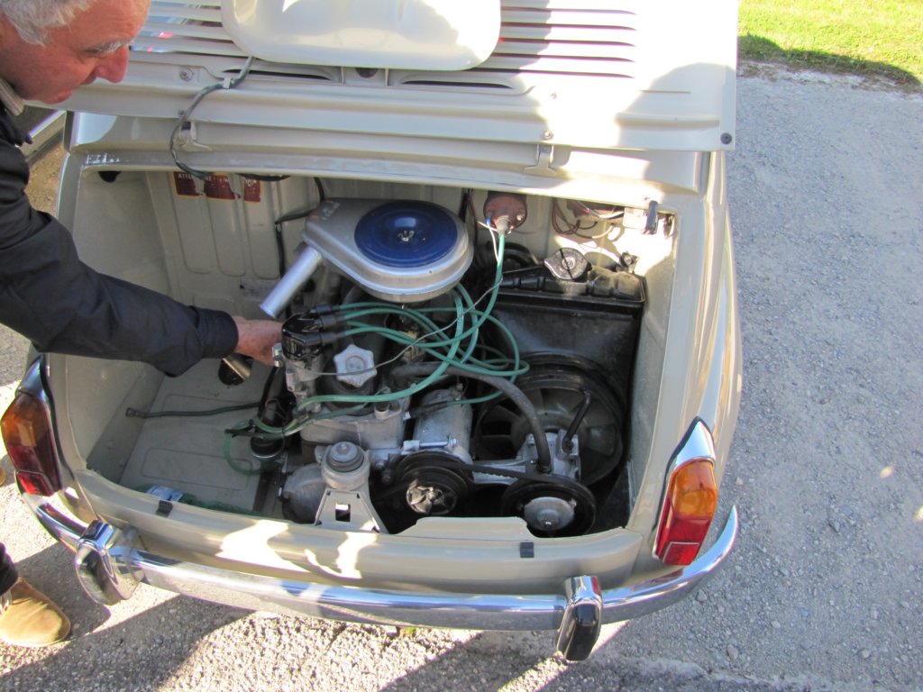 fiat600.jpg