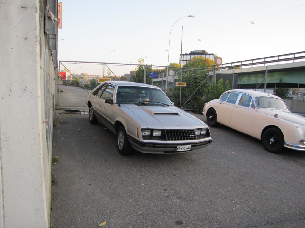 ford4eyedfoxmustanghatchback23l140cuinturbocharged4cyl19793rdgeneration2.jpg