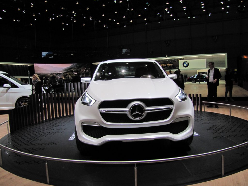 mercedesbenzxclass2.jpg