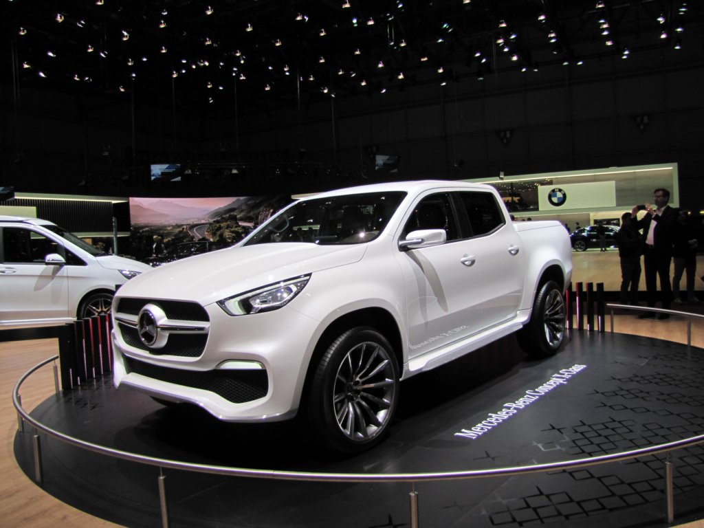 mercedesbenzxclass6.jpg
