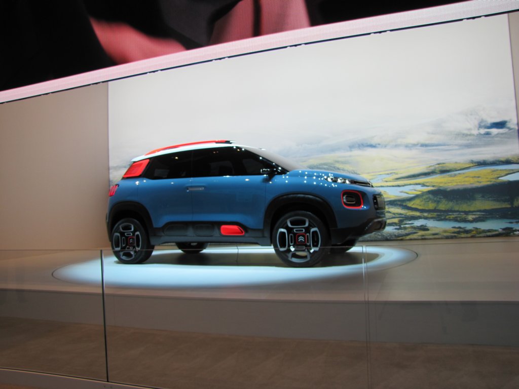 citroncaircrossconcept27.jpg
