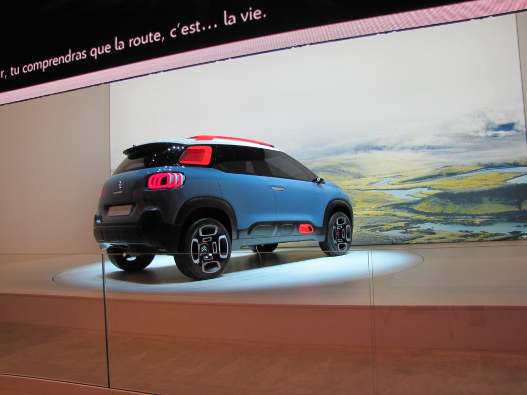 citroncaircrossconcept33.jpg