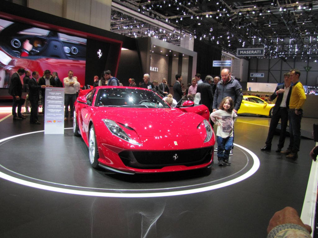 ferrari812superfast29.jpg