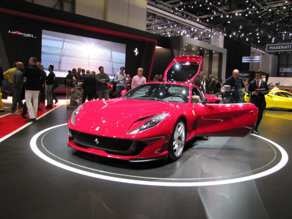 ferrari812superfast41.jpg