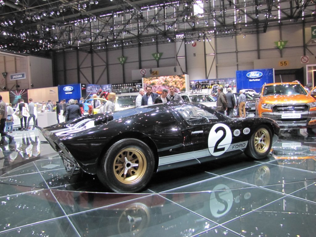 fordgt40196612.jpg